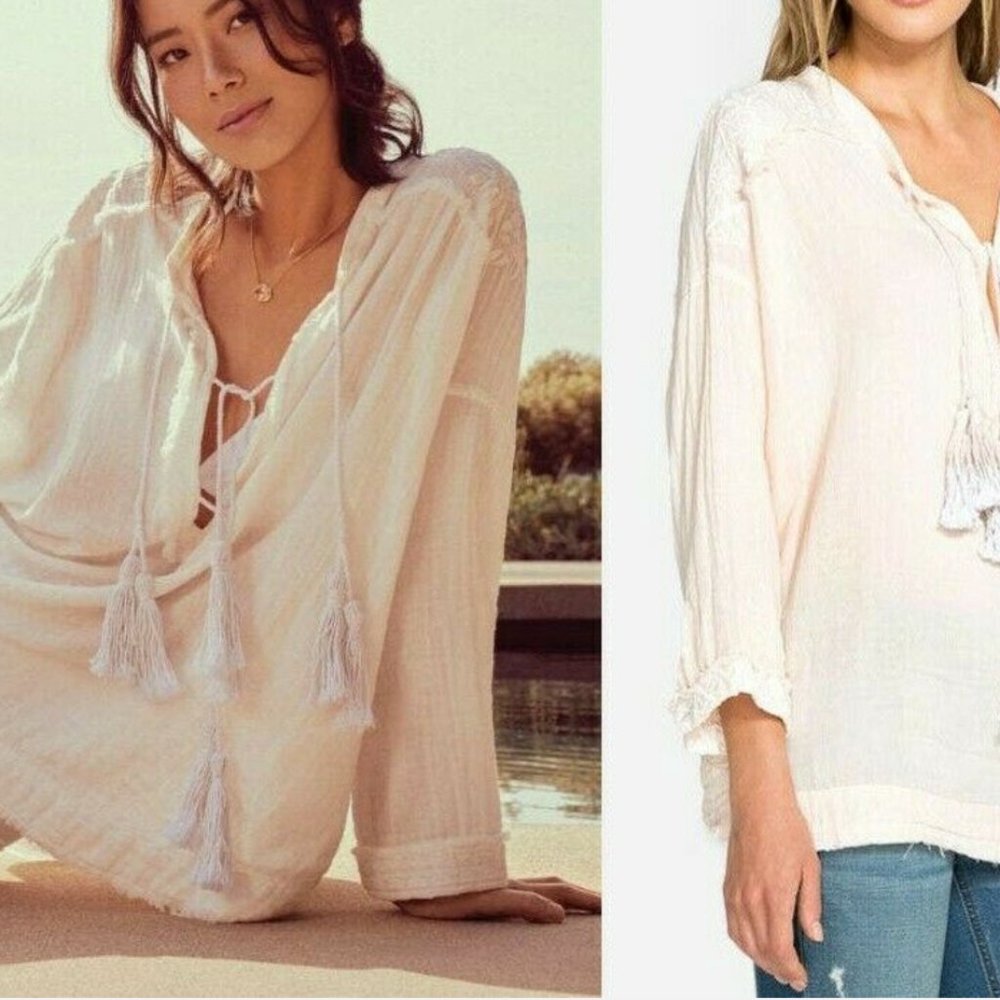 Johnny Was > Light Peach Gauzy Cotton Peasant Top > M